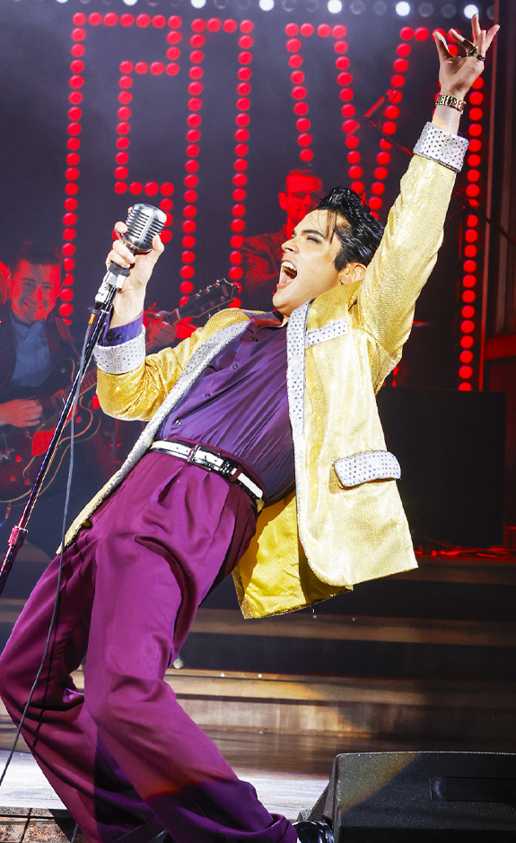 Evolution of Elvis:  starring Daniel Durston A TRIBUTE TO ELVIS PRESLEY